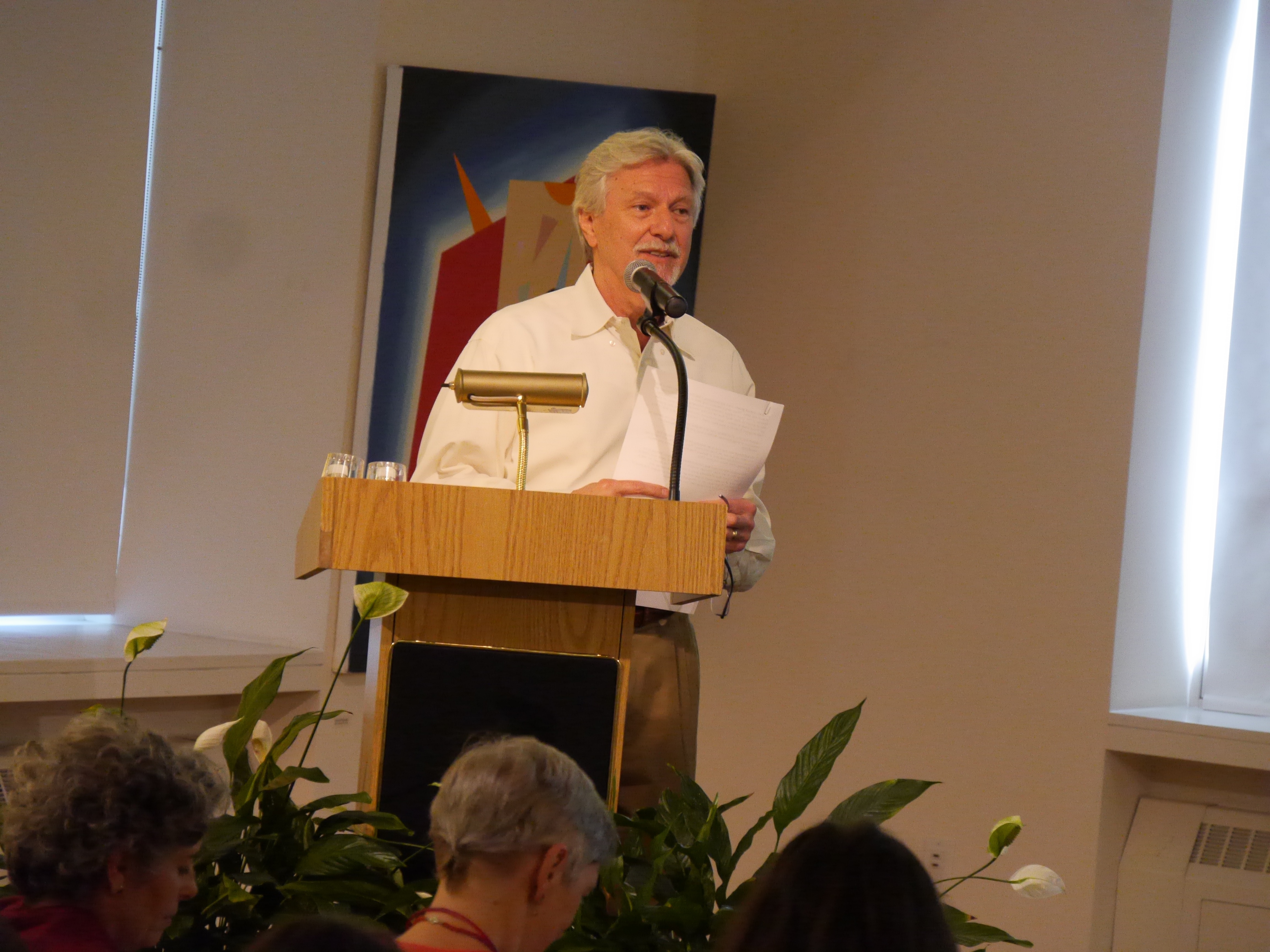 Stefan Deutsch Addressing Audience